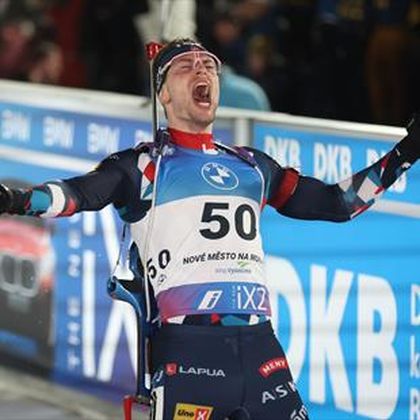 Nove Mesto 2024 | Lægreid klopt Bø en Christiansen in spannende Sprint – Compleet Noors podium