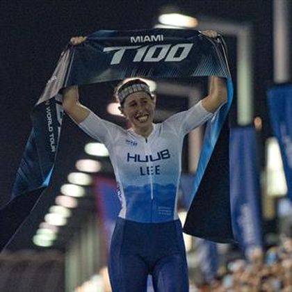India Lee se impone en Miami en el estreno del T100 Triathlon World Tour con Marta Sánchez 11ª