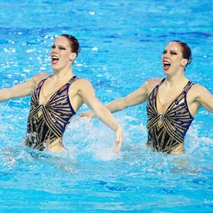 Tokyo 2020 | Tweelingzusjes De Brouwer knap naar synchroonzwemfinale