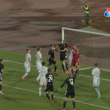 Det dufter kraftigt af avancement – Diks bringer FCK foran i Kazan