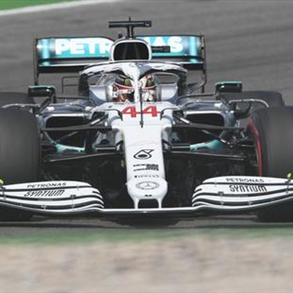 Gran Premio de Alemania: Ferrari le regala a Hamilton y Mercedes la pole en casa; Sainz, séptimo