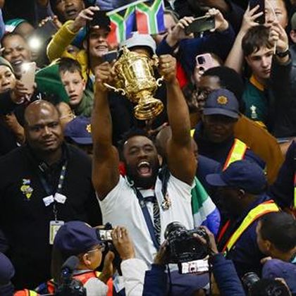 Jubelszenen am Flughafen: Südafrika empfängt seine WM-Helden