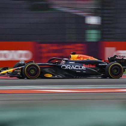 Verstappen a negyedik helyről rajtolva nyerte a szezon első sprintfutamát