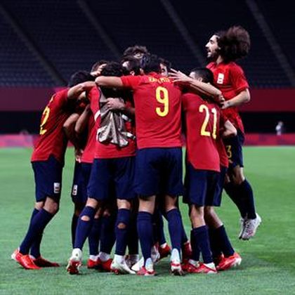 Fútbol | Resumen del Australia-España: La Roja coge aire 'in extremis' (0-1)