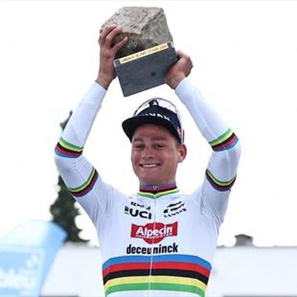 Resumen París-Roubaix: Van der Poel se exhibe en el ‘Infierno’ con un doblete hacia la gloria