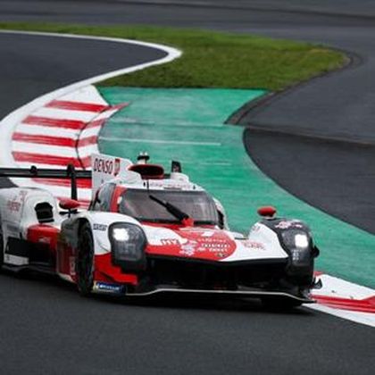 Kamui Kobayashi svetta con Toyota, Ferrari sesta e settima