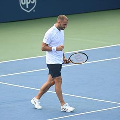 Evans stuns Tiafoe at Citi Open, Murray defeat interrupted by climate protest