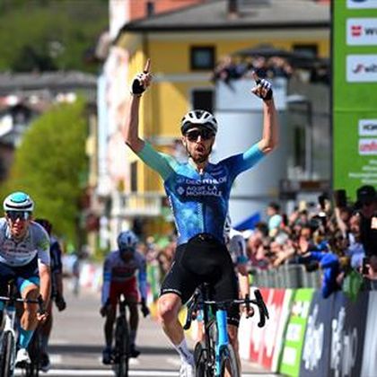 Tour of the Alps | Wout Poels grijpt na slecht ploegenspel naast ritzege - Juanpe Lopez wint ronde