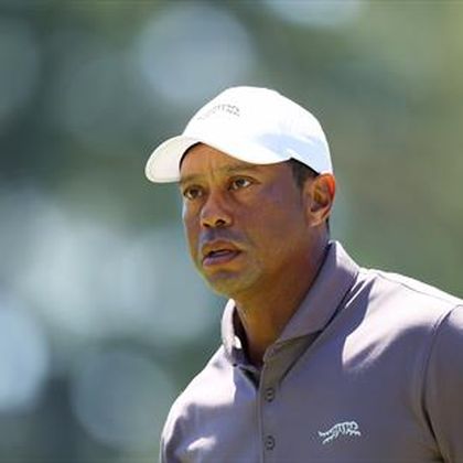 Woods breaks Masters record with 24th consecutive cut at Augusta National