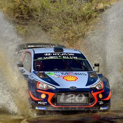 Neuville continues to build Rally Portugal lead