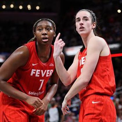 WNBA: Sun logra siete victorias de siete, Clark's Fever supera a Sky para su primera victoria en casa