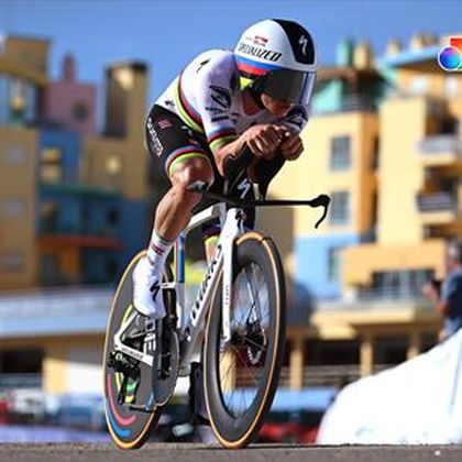 Ronde van de Algarve | Remco Evenepoel zet belangrijke stap richting eindzege - Wint tijdrit