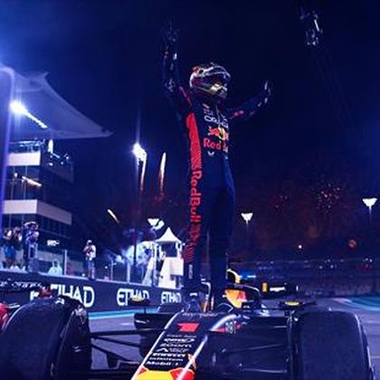 Resumen GP Abu Dabi: Alonso salva el cuarto puesto del Mundial en la 19ª de Verstappen