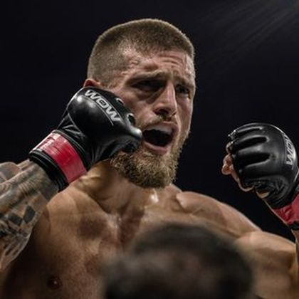 Confirmada la cartelera completa del debut de Alek Topuria y el orden de su duelo con Thicknesse