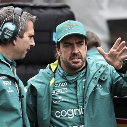 VÍDEO | Fernando Alonso dio una soberbia lección en Spa: Piloto, Ingeniero de carrera y Estratega