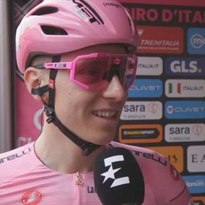 Pogačar føler sig godt tilpas i førertrøjen: Det er dejligt at være i pink