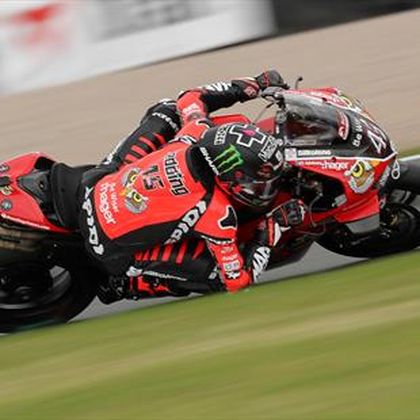 Scott Redding doubles up at Donington before red flag