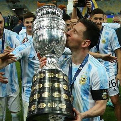 Messi megszerezte első trófeáját az argentin válogatottal
