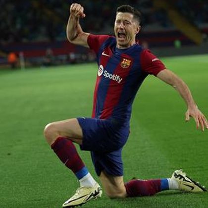 Un triplé de Lewandowski et le Barça renverse Valence