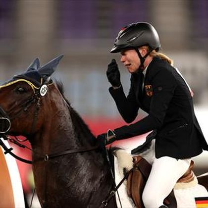 Obstacle racing set to replace equestrian in modern pentathlon after 2024 despite athlete opposition
