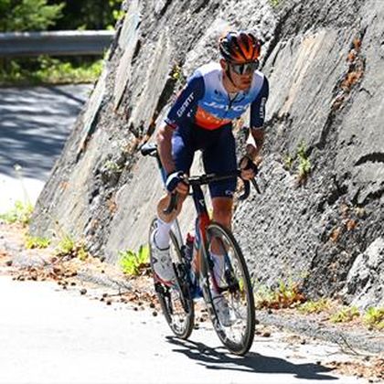 Tour of the Alps | 37-jarige De Marchi wint tweede etappe na sterke solo vanuit kopgroep