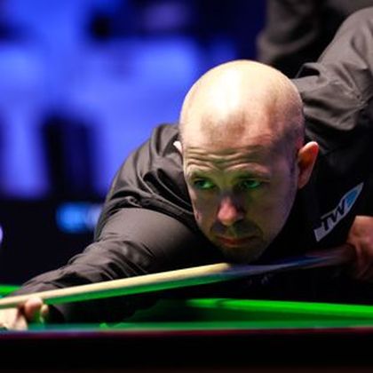 Hawkins sizzles against Yuan to set up final showdown with Wilson