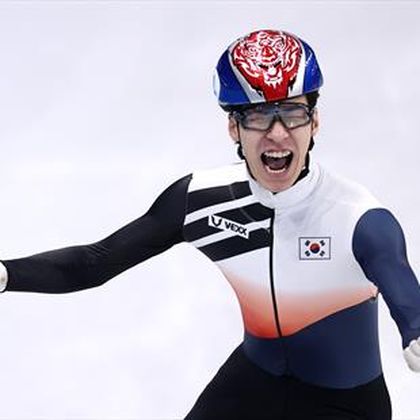 Hwang emerges from stacked 1500m with gold, GB's Treacy ninth