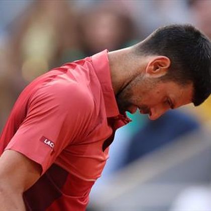 Djokovic withdraws from French Open with knee injury