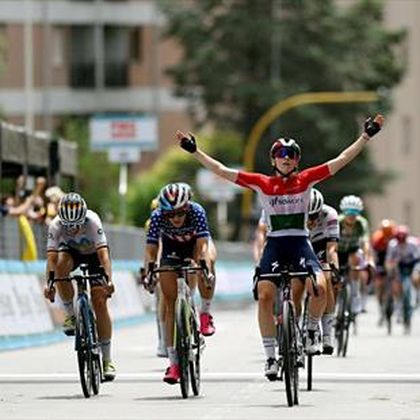 Kapitalny finisz Węgierki na przedostatnim etapie Giro d'Italia Donne