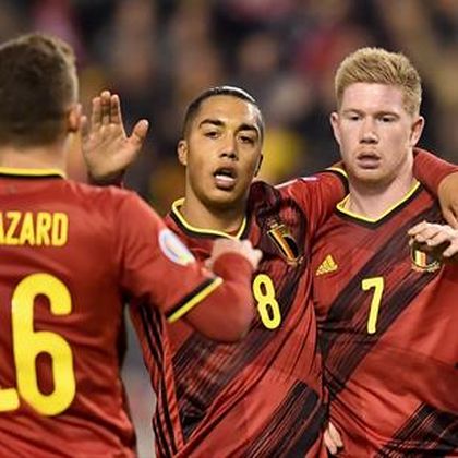 Euro 2024 | Gelekte beelden - België hijst zich in Kuifje-tenue op EK