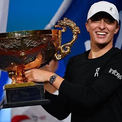 Swiatek wins fifth title of 2023 at China Open with triumph over Samsonova