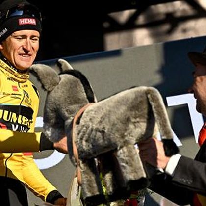 El trofeo más simpático del ciclismo: El curioso origen del 'Asno Ambrosio' que se da en la Kuurne