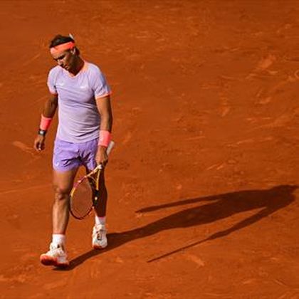 Barcelona | Tegen De Minaur is Rafael Nadal vrij kansloos – Australiër wint met 7-5, 6-1