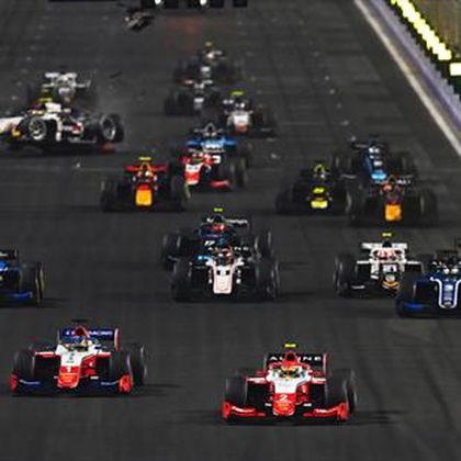 Schwerer Unfall bei Formel-2-Rennen: Pourchaire meldet sich via Twitter