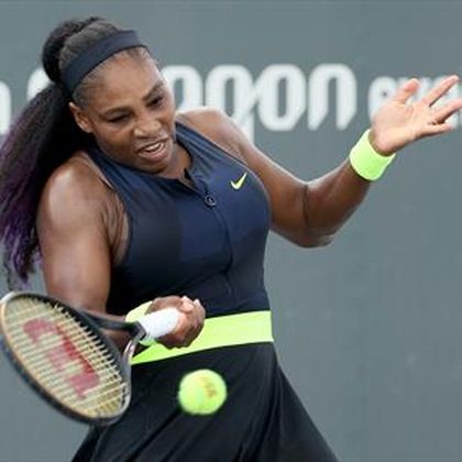 Serena Williams survives scare to defeat sister Venus in epic comeback