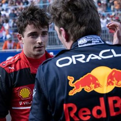 Zweifel an Leclerc wachsen: Sogar Rivale Verstappen leidet mit