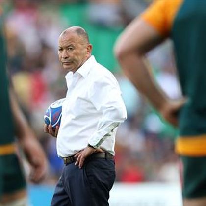 Jones resigns as Australia head coach