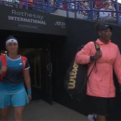 Serena Williams a revenit pe teren cu o victorie! Succes dramatic, alături de Jabeur, la Eastbourne