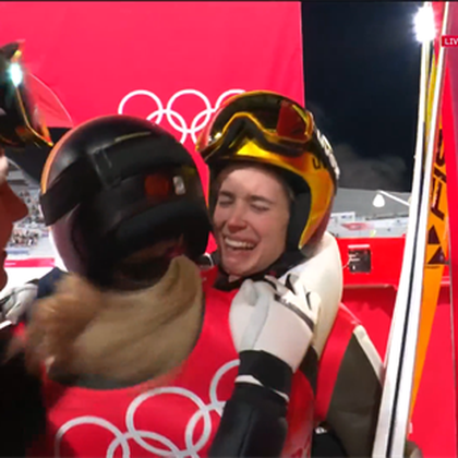 Ursa Bogataj este campioană olimpică la sărituri cu schiurile! Daniela Haralambie, pe locul 25
