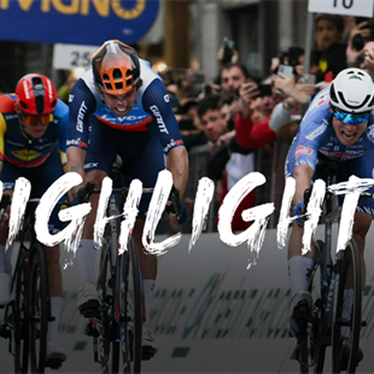 Watch highlights as Philipsen pips Matthews for Milano-Sanremo glory