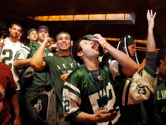 Jets strength shop and conditioning shirt