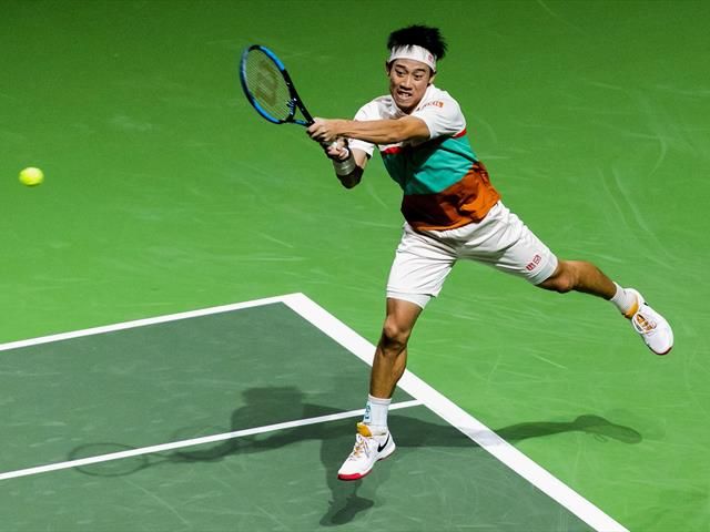 Nishikori shoes top