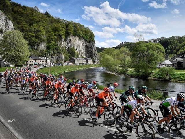 Iconic cycling photos deals