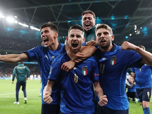 Football news - Jorginho and Gianluigi Donnarumma the heroes