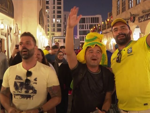 World Cup : Brazil fans sing 'Messi ciao' - Football video - Eurosport