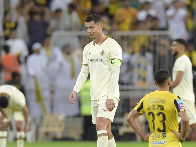 Cristiano Ronaldo scores his first Al Nassr goal with late penalty to  salvage draw against Al Fateh - Eurosport