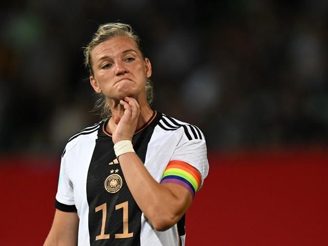 Frauen-WM 2023 - Alexandra Popp gibt tiefe private Einblicke in