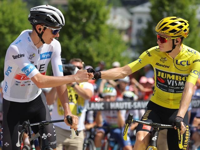 Tour de Francia 2023 – Jonas Vingaard convence con un justo guiño: el líder absoluto espera a Tadej Pogacar tras una caída