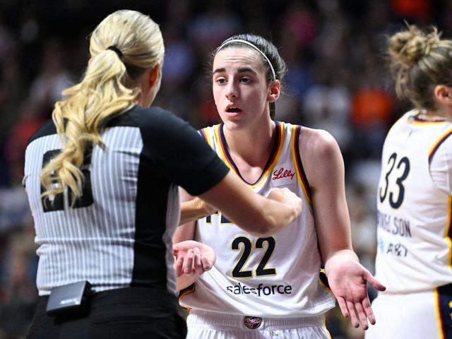 Caitlin Clark, Indiana Fever head coach unhappy after latest defeat - 'Not a recipe to win many games' - Eurosport