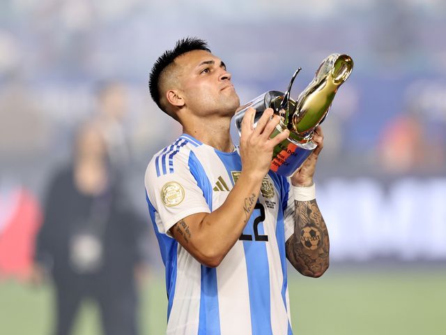 Ballon d Or 2024 Lionel Scaloni says Lautaro Martinez deserves it more than anyone after spectacular year Eurosport